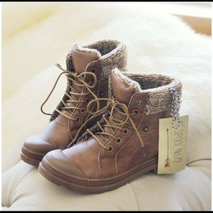 Cedar Hiking Booties